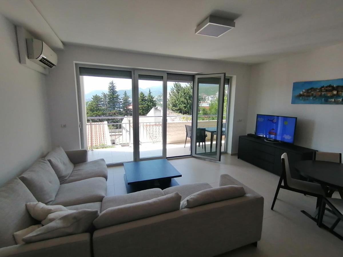 Apartman Sara Przno  Luaran gambar