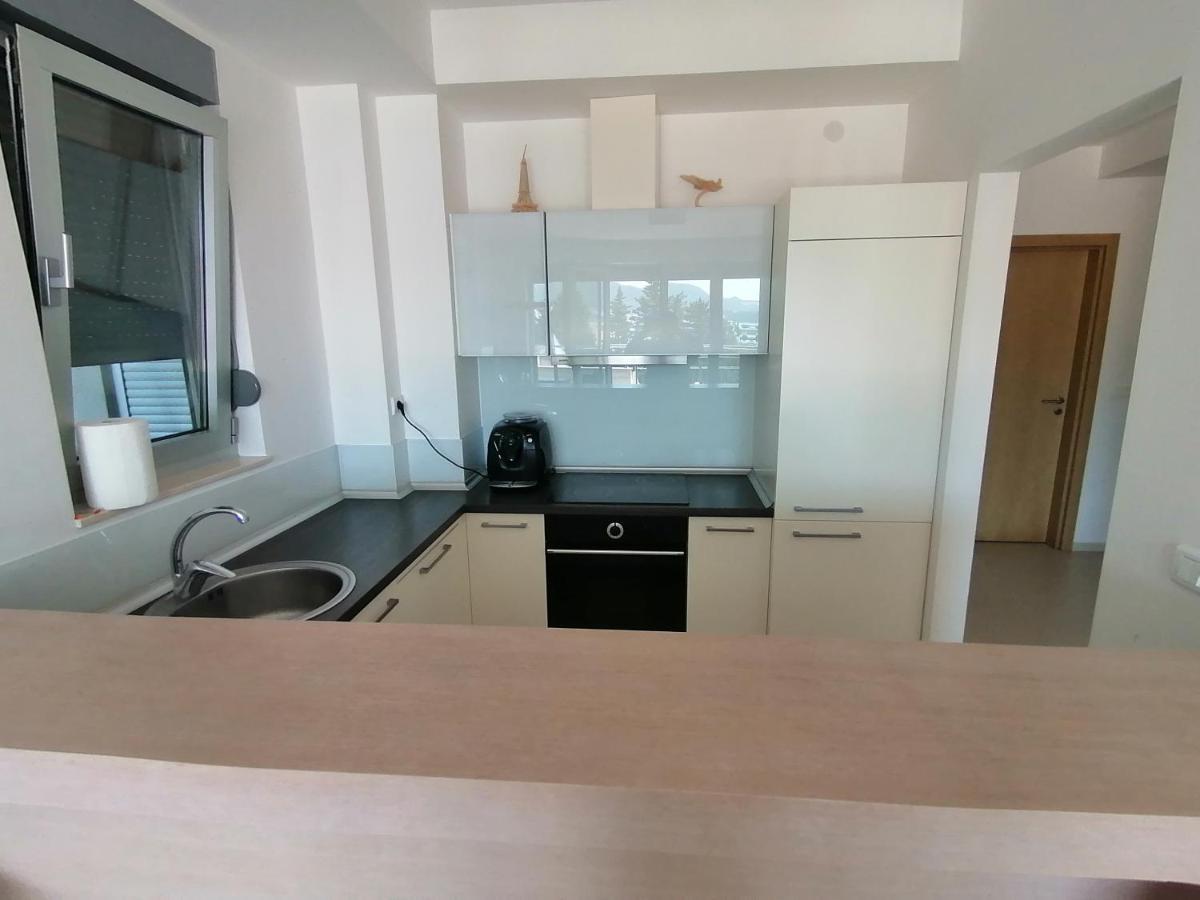 Apartman Sara Przno  Luaran gambar