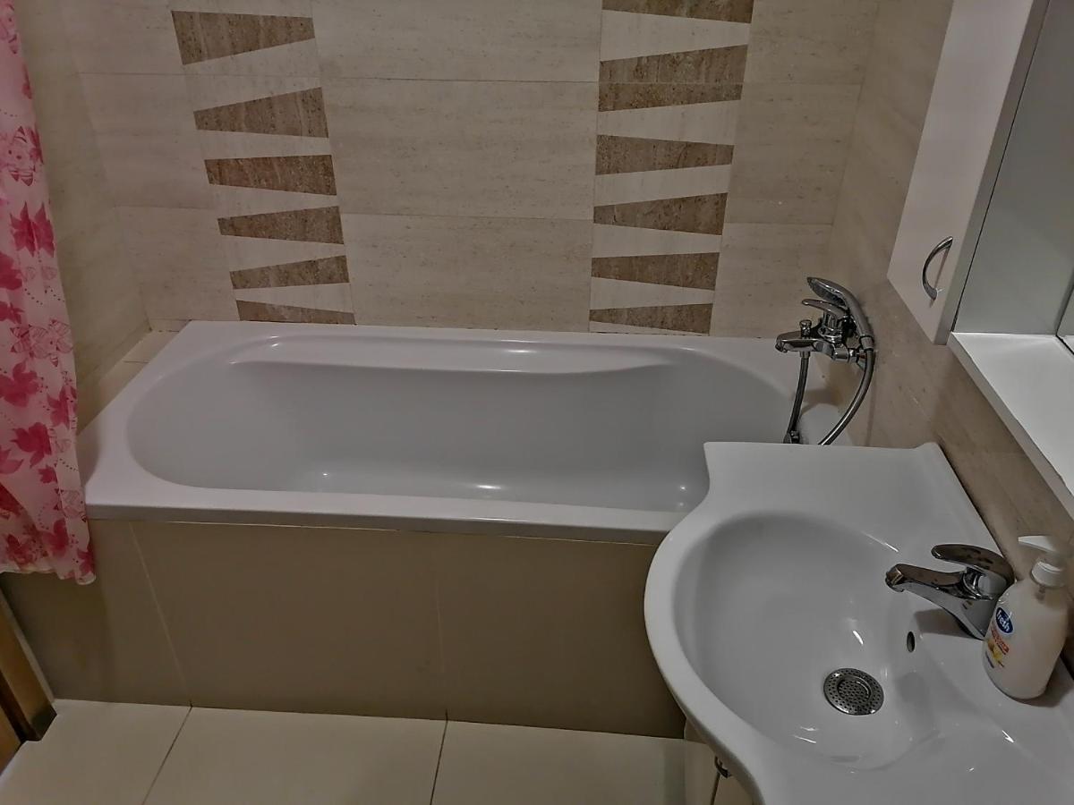 Apartman Sara Przno  Luaran gambar